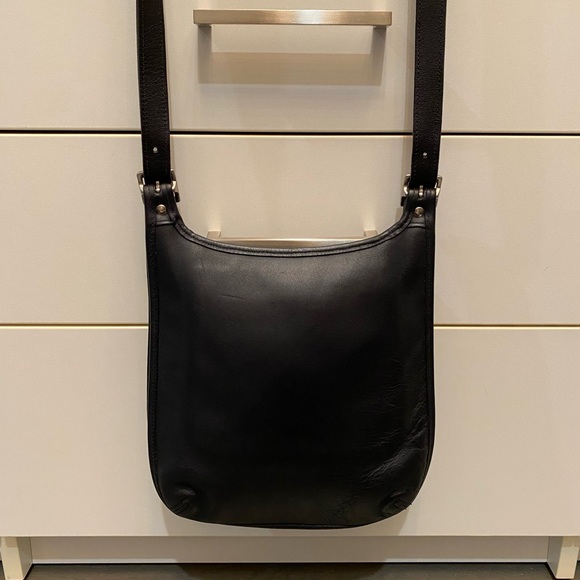 *NEW YEAR, NEW TO YOU* Authentic Vintage Coach Leather Saddle Crossbody Bag 9135 - Picture 3 of 13